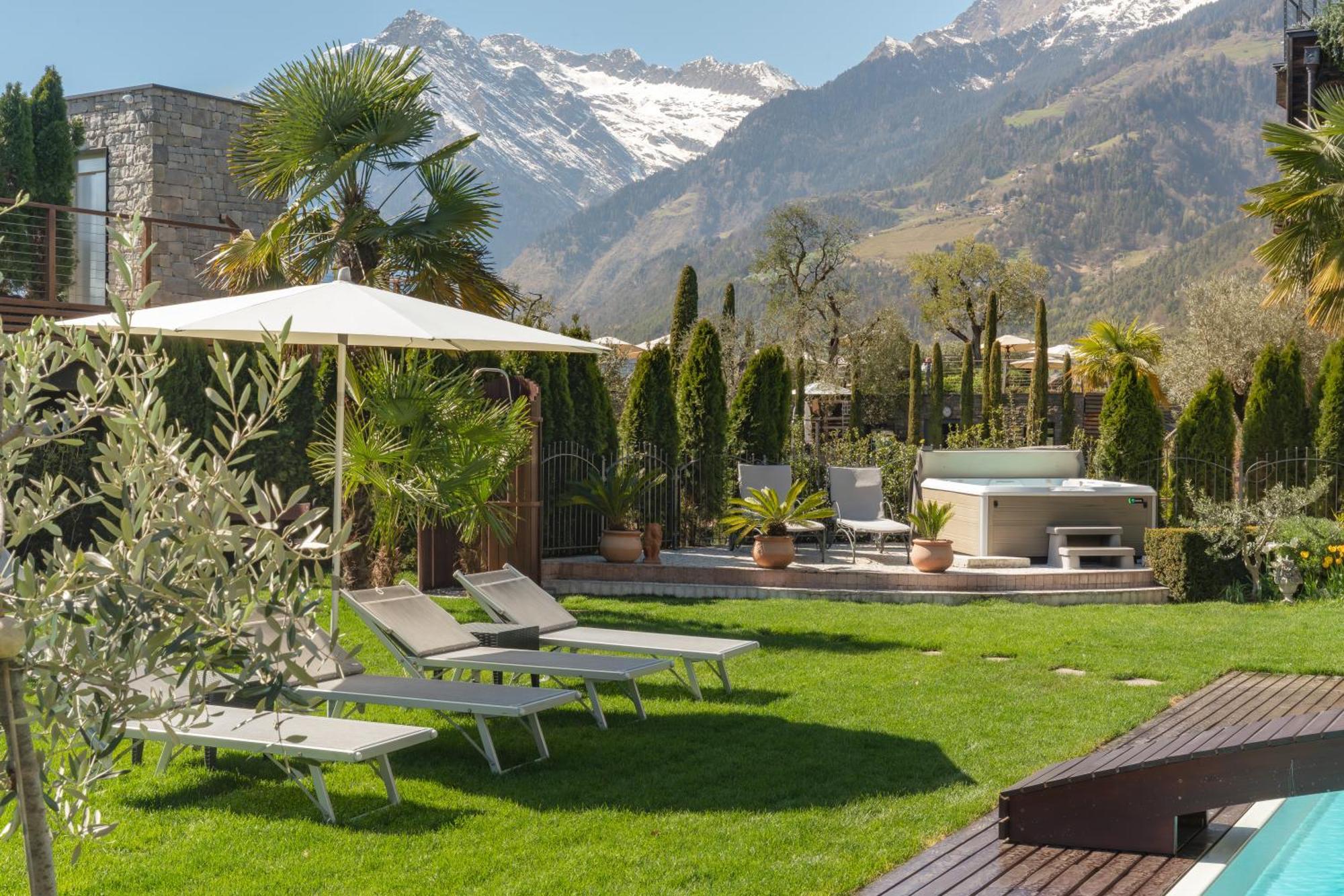 Hotel Alpenhof Tirolo Luaran gambar